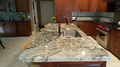 Amarone - Holland, Michigan by Styles Stone Design
