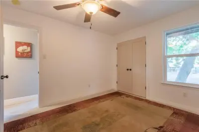 Floors,Etc...of Texas - Flooring Installation Services in Dale, TX
