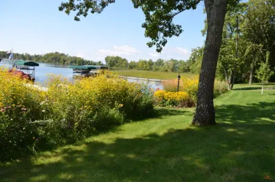 Shoreline by Landsburg Landscape Nursery