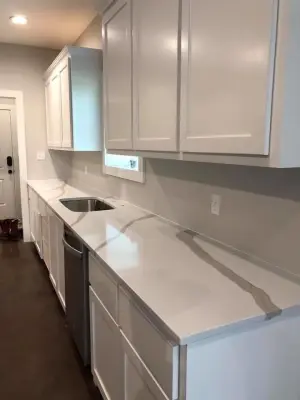 Arabescato Quartz Kitchen in Blanco by S.A.K Granite