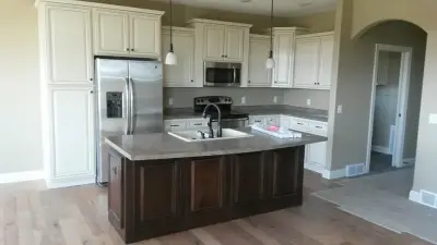 Counter-Form LLC - Tile & Stone Installation Services in Marshfield, WI