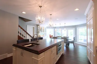 Glamorous Classic White Kitchen by Badger GraniteWerks, Inc.