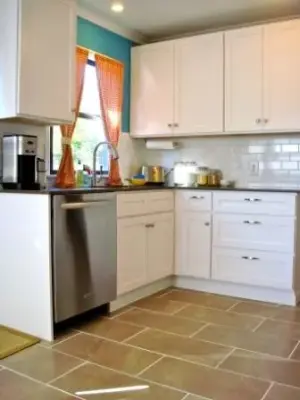 Modern Kitchen in Tacoma — Countertop Installation Services project by Washington Marble Works