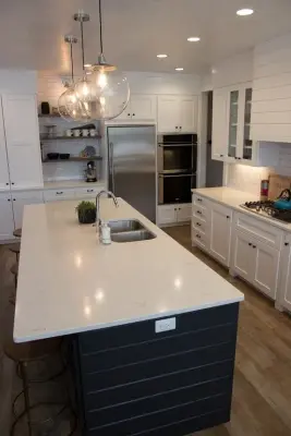 Quartz Countertop Renovation for Farmhouse by Custom Counter Tops, Inc