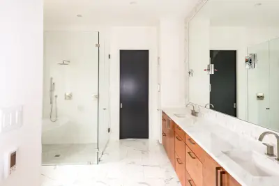 Modern Kitchen and Bathroom in Fort Worth — Countertop Installation Services project by Bottega Design Gallery