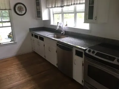 Hackerman — Countertop Installation Services project by G & L Granite