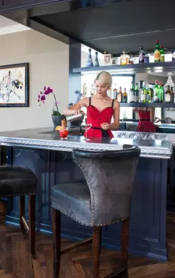 California Pewter Bar Top by La Bastille