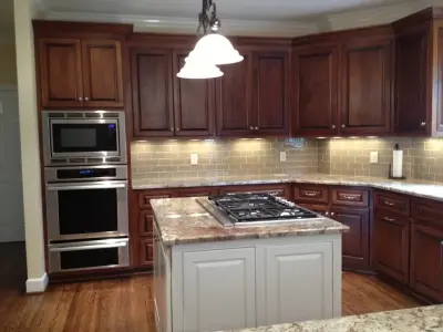 Lakeside Stone Granite - Countertop Installation Services in Sylacauga, AL