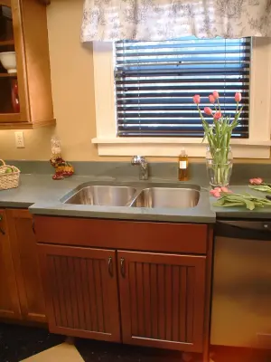 RMG Stone Products - Countertop Installation Services in Castleton, VT