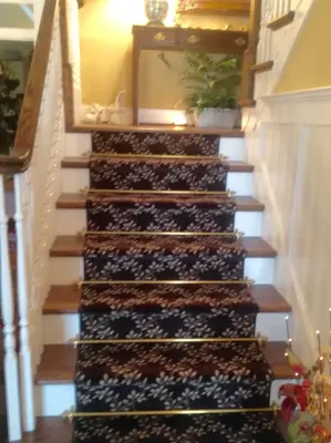 Shaw Living Room and Runner Installation — Countertop Installation Services project by Classic Carpets And Interiors, Inc.