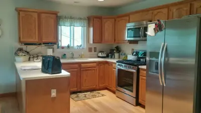 Motor City Granite & Cabinets - Countertop Installation Services in Lake Orion, MI