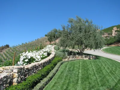 Landscapes by Jeffery Portfolio — Landscape Construction project by Landscapes By Jeffery, Inc.