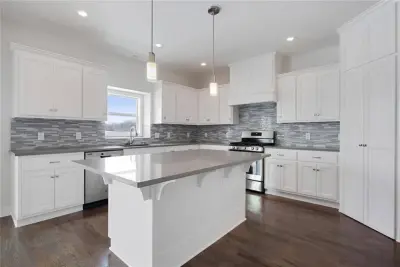 Signature Solid Surface - Countertop Installation Services in Excelsior Springs, MO
