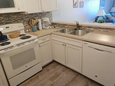 Thomas Tile and Stone - Tile & Stone Installation Services in Chesterfield, VA