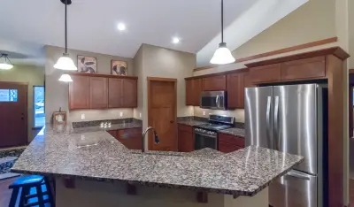 Homes Showcase CDA — Countertop Installation Services project by Great Floors