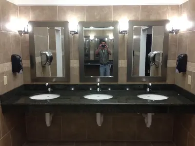 Chris Goldsberry Floor Covering Installation - Flooring Installation Services in Ocean Springs, MS