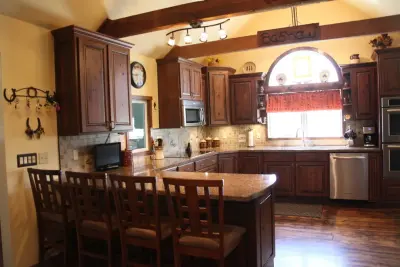 Kitchen & Bath Trends of Kansas, LLC - Countertop Installation Services in Gridley, KS