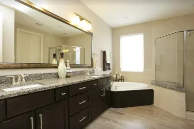 Classic Master Bath — Countertop Installation Services project by Tile Trenz