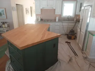 Quality Signature Tops Inc - Custom Cabinets & Cabinetry in Harbor Springs, MI
