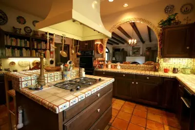 Saltillo Standard Square — Countertop Installation Services project by Reeso Tiles, Inc.