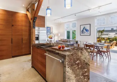 Siena Bordeaux Visions — Countertop Installation Services project by C.H. Briggs