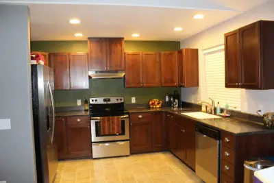 Castle Rock Countertops & Construction - Custom Cabinets & Cabinetry in Crescent City, CA
