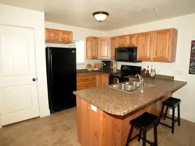 Cache Valley Counter Tops Inc - Design-Build Services in Richmond, UT