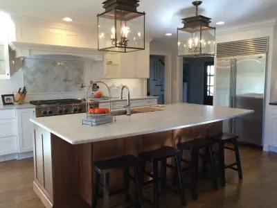 Contemporary Farmhouse - Wellborn Cabinets — Countertop Installation Services project by Stoneworld Tn