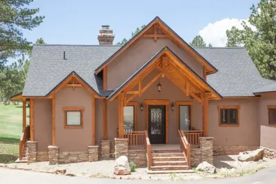 Countryside Lifestyle on the Golf Course — Home Renovation & Remodeling Services project by Mammoth Mill & Construction Co.