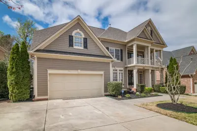 Channelview Siding by Ultimate Construction