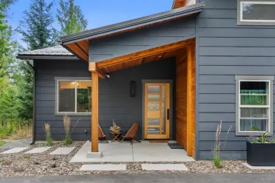 Contemporary Solstice Sagle — Home Renovation & Remodeling Services project by Elevation Build Northwest