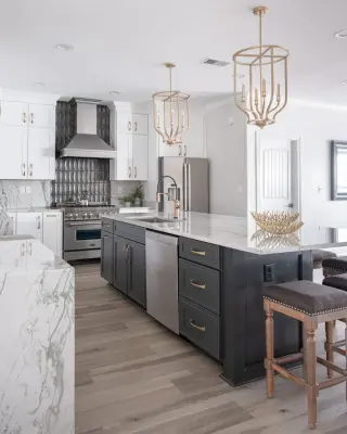 SOUTHAVEN RENOVATION — Home Renovation & Remodeling Services project by HillCo Construction & Interior Transformations