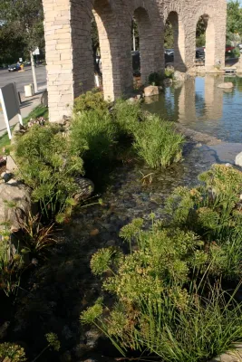 Large Scale Pond for Shopping Plaza Entrance by California Waterscapes
