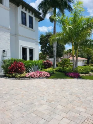 Love's Landscape - Seasonal Yard Cleaning in Naples, FL