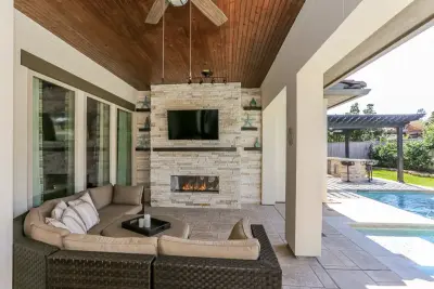 Superior Renovations & Construction - Custom Home Builders in The Woodlands, TX