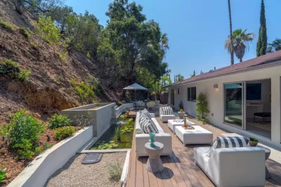 Lunaquatic - Outdoor Lighting Installation in Los Angeles, CA