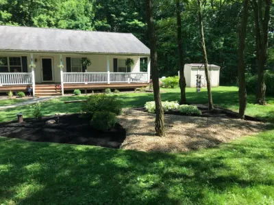 Luxury Lawns & Landscaping LLC - Tree & Shrub Care in Medina, OH