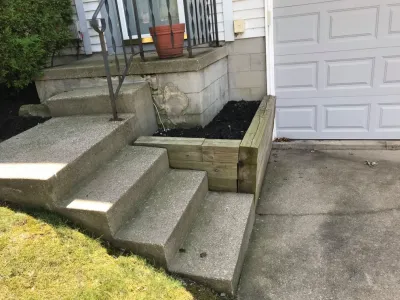 Luxury Lawns & Landscaping LLC - Tree & Shrub Care in Medina, OH