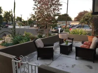 Lydia Monroe: City Green OC - Patio Design & Installation in Costa Mesa, CA