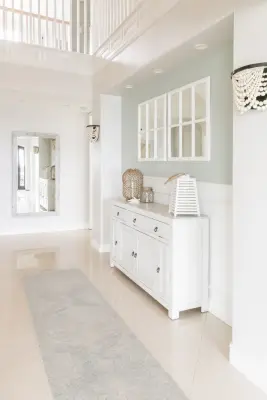 Carlsbad Boulevard — Interior Design & Decorating project by Elizabeth Louise Interiors