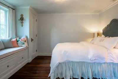 Michelle M Chu Interiors - Custom Cabinets & Cabinetry in Carmel, CA