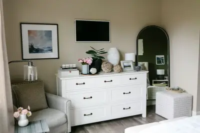 Cayman Bedroom Revamp — Interior Design & Decorating project by Cozy In Love Spaces