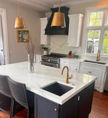 Queen Bee Interiors - Interior Design & Decorating in Western Springs, IL