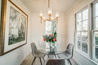 Chatly by Bynum Design Group