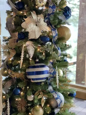 Holiday Decorations — Interior Design & Decorating project by BergHaus Design