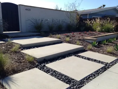 Via Abril, San Clemente — Landscape Design project by Camille Beehler Landscape Design