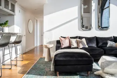 Chelsea Ayres Interiors - Custom Home Builders in Greenbrae, CA