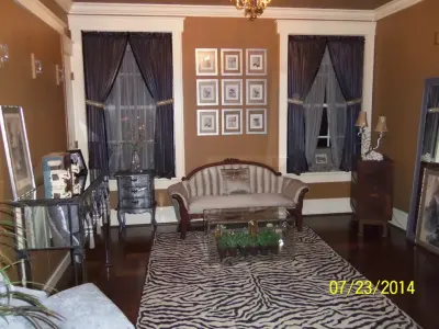 Decorating Essentials - Custom Cabinets & Cabinetry in Monroe, LA