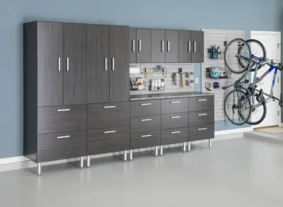 Hom Designs Closet Solutions — Interior Design & Decorating project by HOM Staging & Design