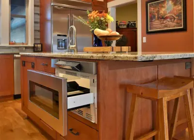 Bettina Rasmussen Mirror Pond Design - Kitchen Remodeling in Redmond, OR